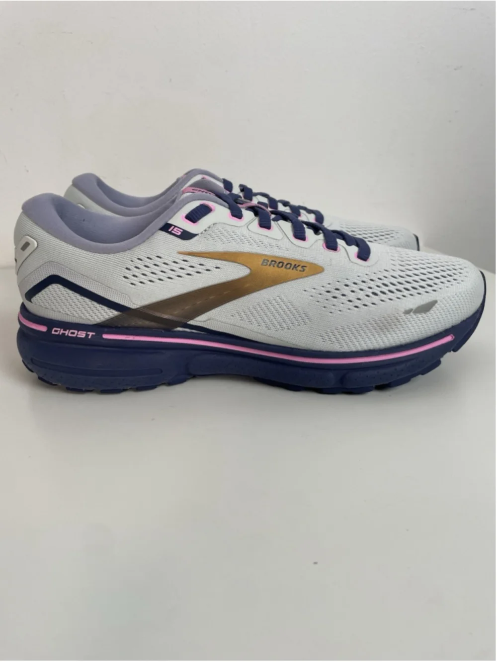 Brooks Ghost 15 Womens Size 9D Wide Athletic Walking Running Shoes Sneakers